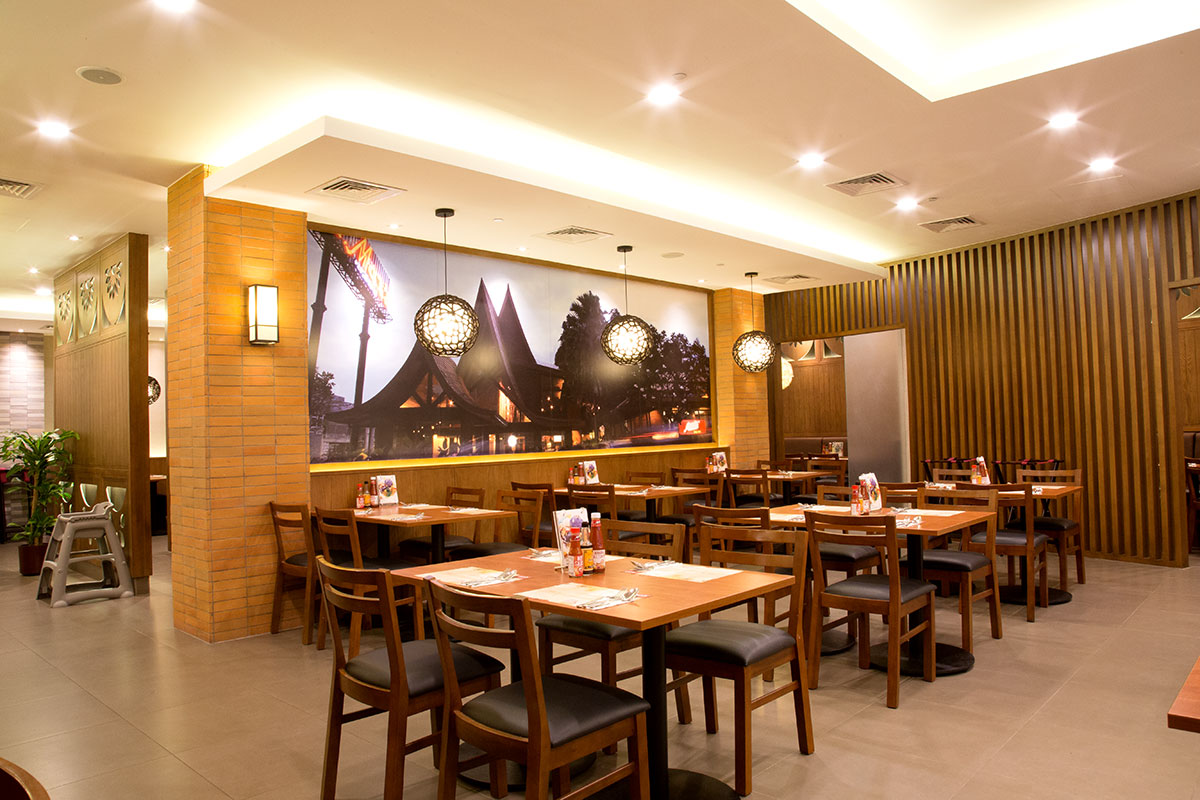 Maxs Restaurant